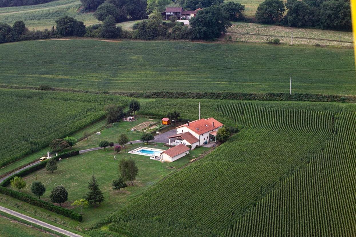 Monlezun Villa Eksteriør bilde